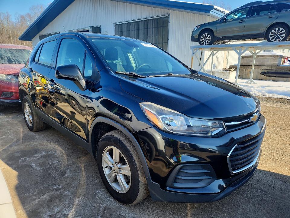 Photo 4 from auction – 2017 CHEVROLET TRAX LS with VIN 3GNCJNSB6HL277702