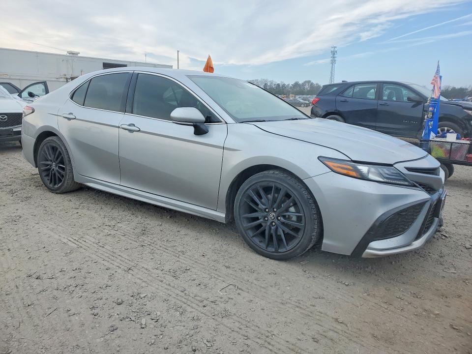 Photo 4 from auction – 2024 TOYOTA CAMRY with VIN 4T1K61AK2RU851912