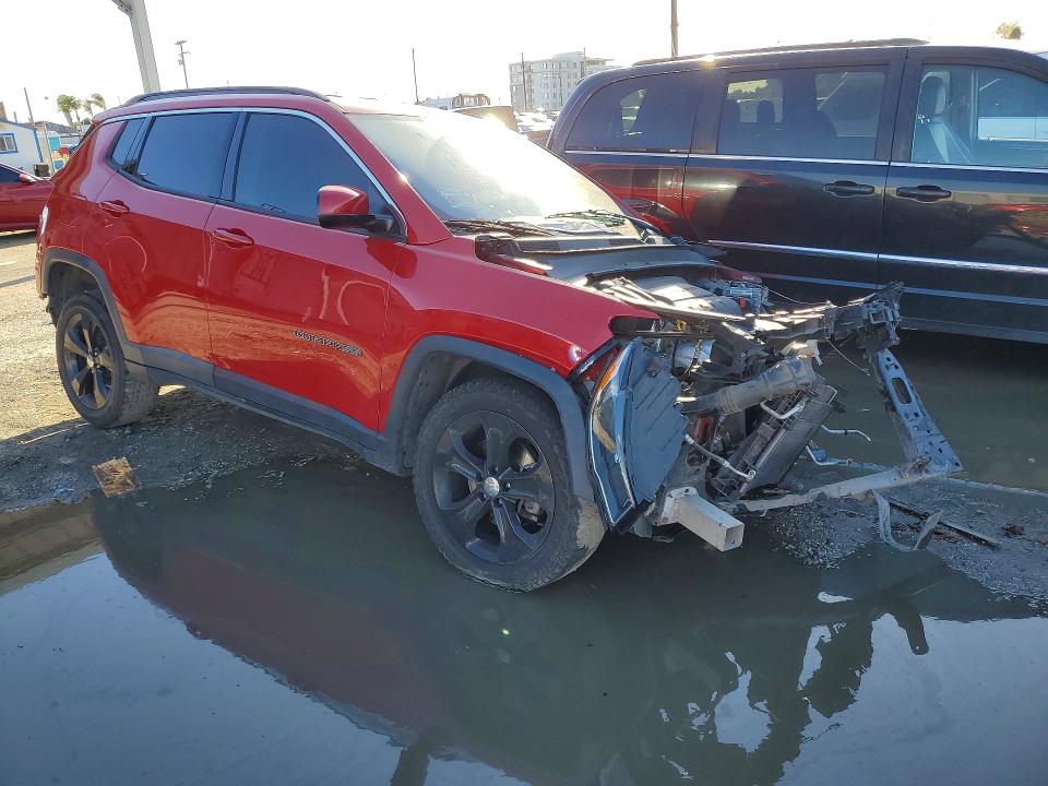 Photo 4 from auction – 2017 JEEP COMPASS with VIN 3C4NJDBB2HT624244