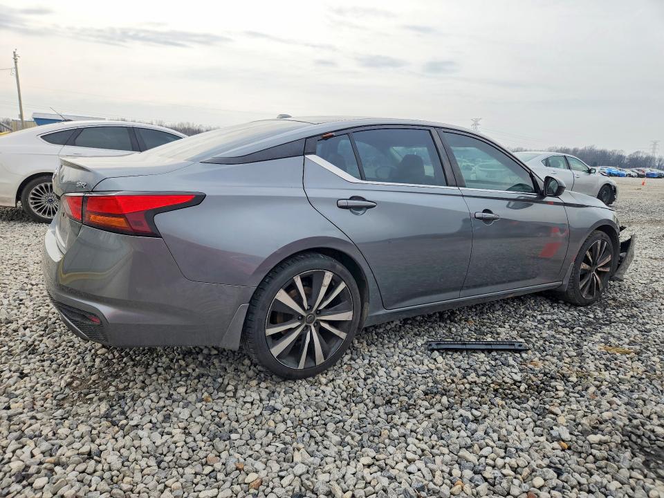 Photo 3 from auction – 2019 NISS ALTIMA with VIN 1N4BL4CV4KC104609