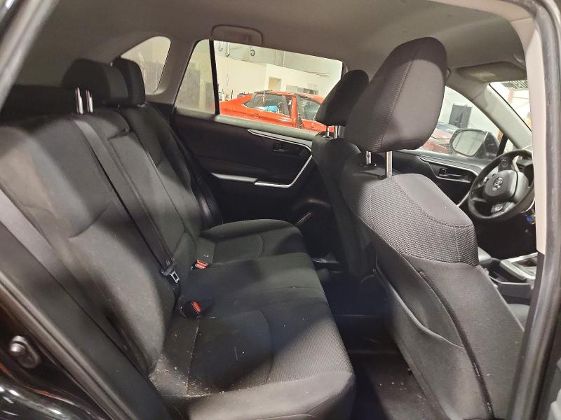 Photo 11 from auction – 2019 TOYOTA RAV4 LE with VIN 2T3H1RFV6KW004365