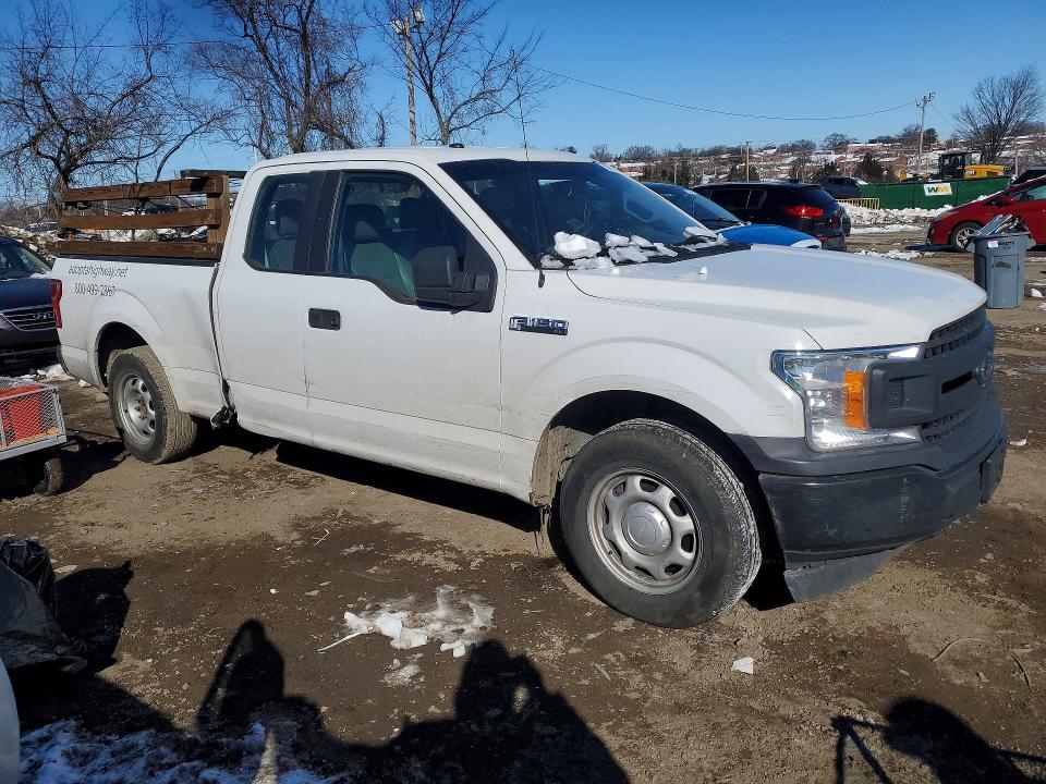 Photo 4 from auction – 2018 FORD F150 SUPER with VIN 1FTEX1CB4JFB52480