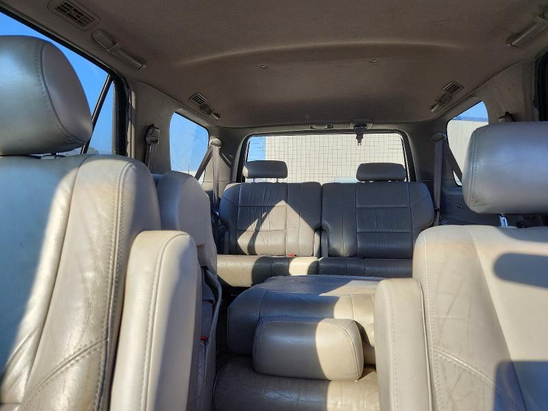 Photo 10 from auction – 2003 TOYOTA SEQUOIA with VIN 5TDBT44A93S161460