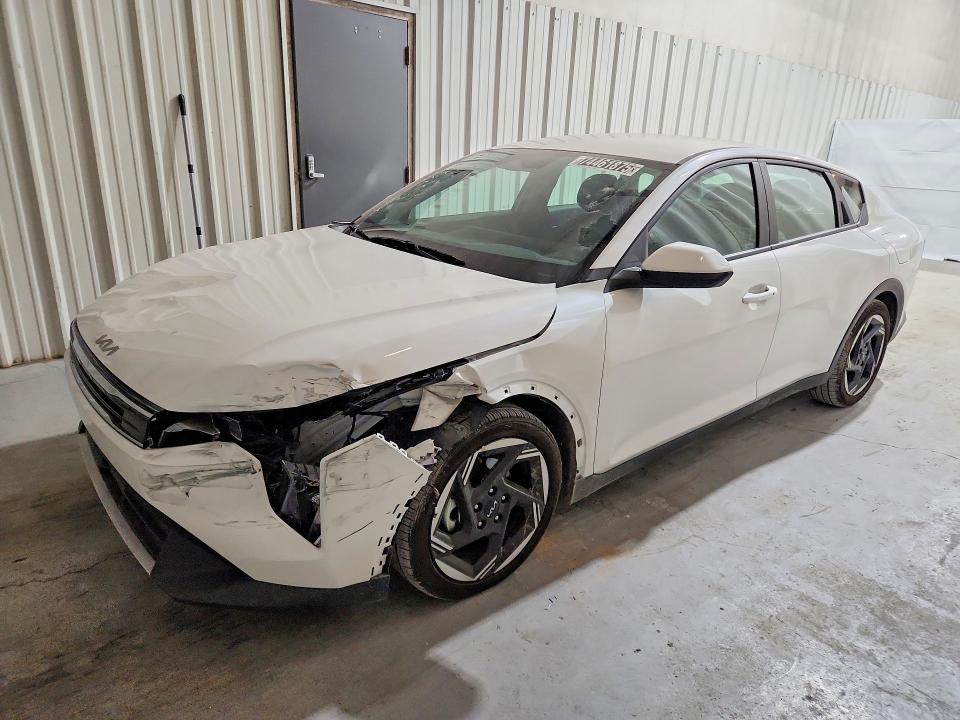KIA K4 EX 2025 with VIN 3KPFU4DE8SE191592 - Photo from auction