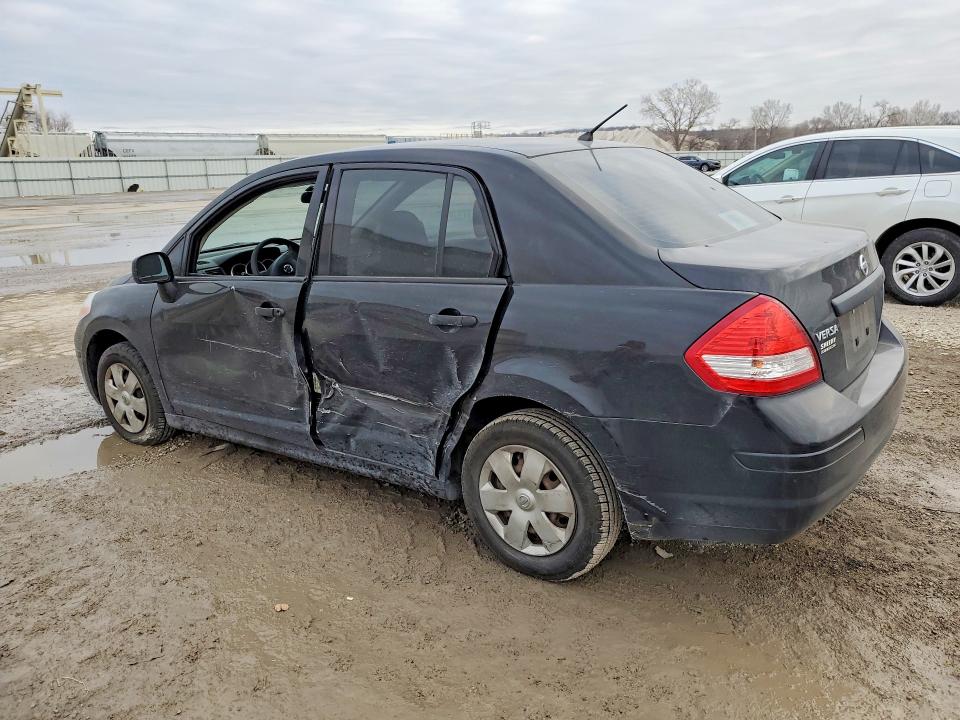 Photo 2 from auction – 2011 NISSAN VERSA S with VIN 3N1CC1AP9BL371818