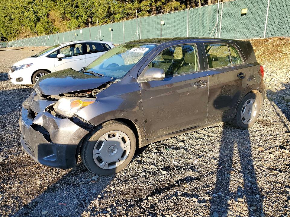 SCION XD 2013 with VIN JTKKUPB45D1032540 - Photo from auction