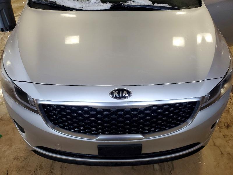 Photo 12 from auction – 2016 KIA SEDONA with VIN KNDMB5C19G6198324