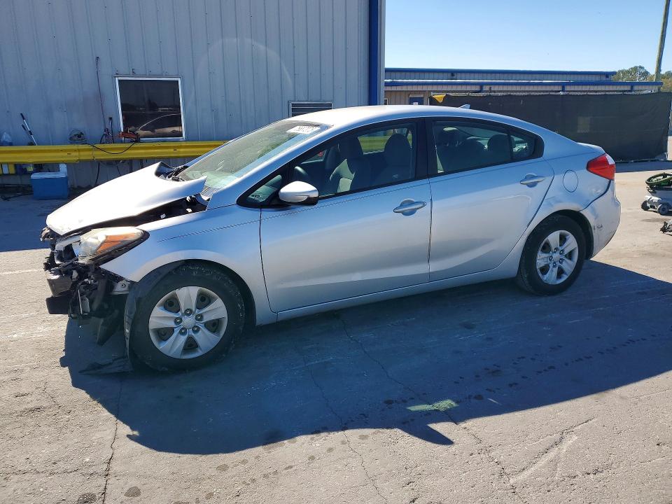 Photo 1 from auction – 2016 KIA FORTE LX with VIN KNAFK4A63G5541195