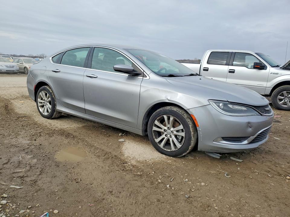 Photo 4 from auction – 2015 CHRYSLER 200 LIMITE with VIN 1C3CCCAB7FN721986