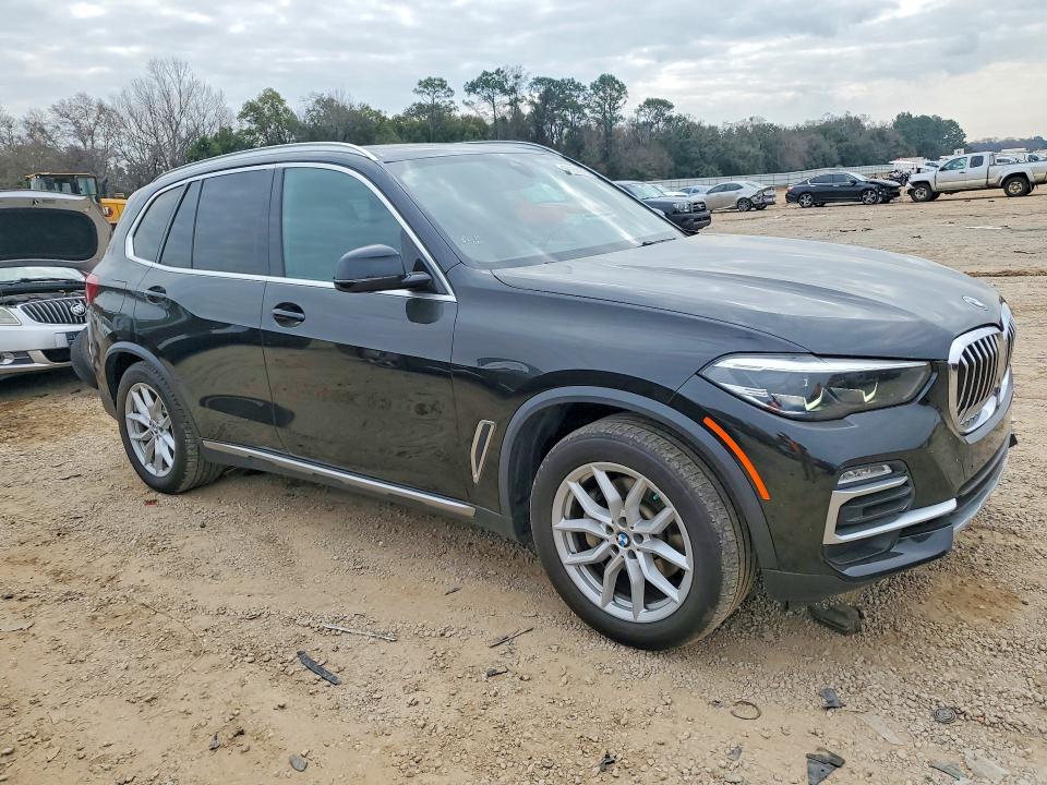 Photo 4 from auction – 2019 BMW X5 XDRIVE4 with VIN 5UXCR6C51KLL02491