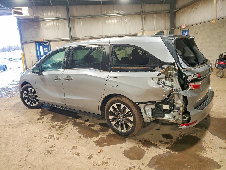 Photo 2 from auction – 2024 HONDA ODYSSEY with VIN 5FNRL6H68RB047382