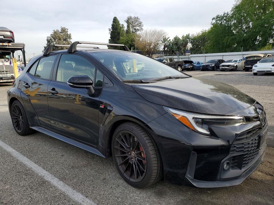 Photo 4 from auction – 2023 TOYOTA GR COROLLA with VIN JTNABAAE7PA005713