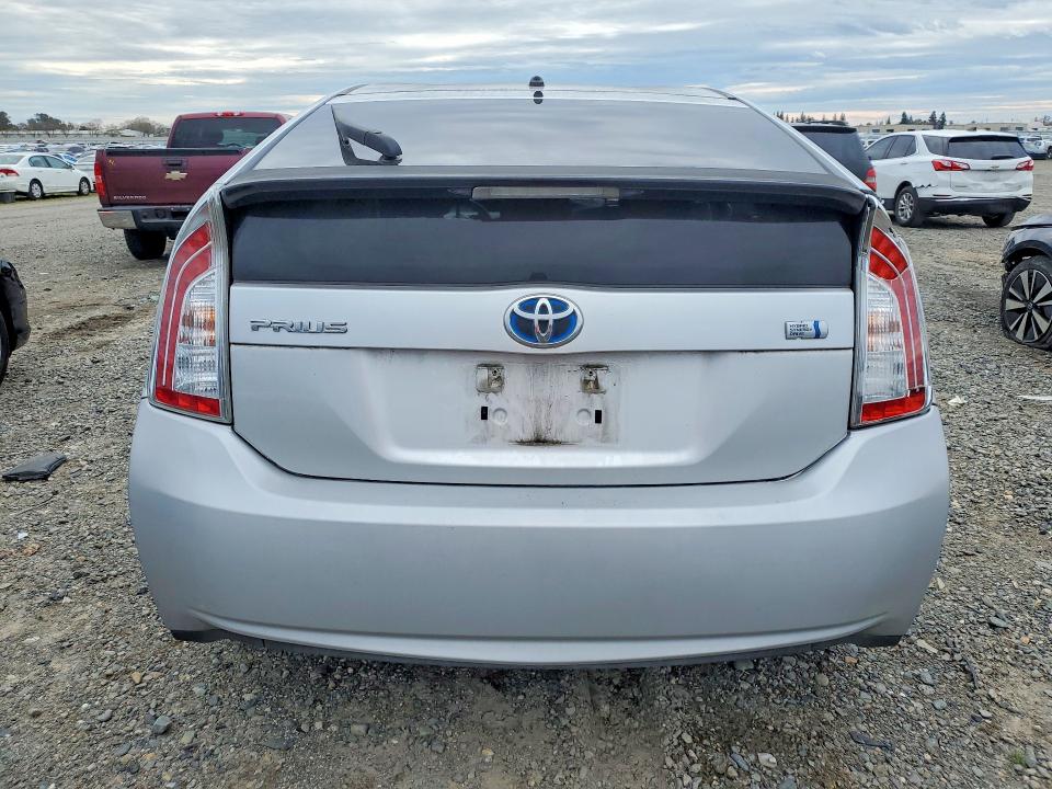 Photo 6 from auction – 2012 TOYOTA PRIUS with VIN JTDKN3DU1C5454905