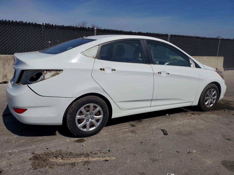 Zdjęcie 3 z aukcji – 2014 HYUNDAI ACCENT z VIN KMHCT4AE1EU715970