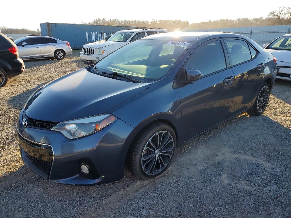 TOYOTA COROLLA L 2015 with VIN 5YFBURHE3FP315374 - Photo from auction