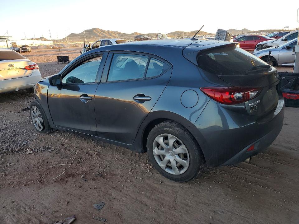 Photo 2 from auction – 2015 MAZDA 3 SPORT with VIN JM1BM1K7XF1272264