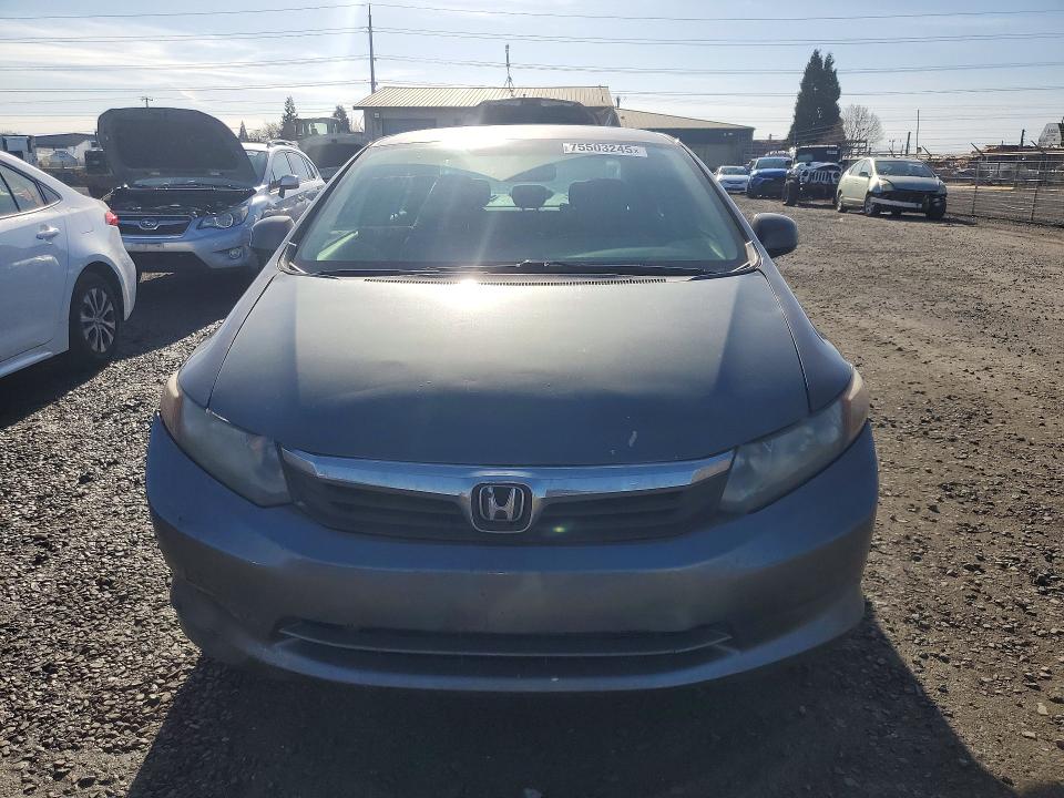 Photo 5 from auction – 2012 HONDA CIVIC LX with VIN 2HGFB2F57CH585261
