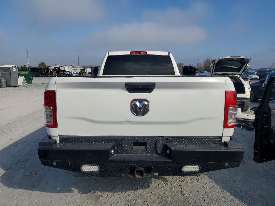 Photo 6 from auction – 2022 RAM 2500 with VIN 3C6UR5HL9NG193827