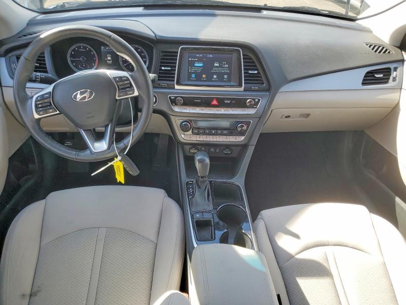 Photo 8 from auction – 2019 HYUNDAI SONATA with VIN 5NPE34AF7KH748628