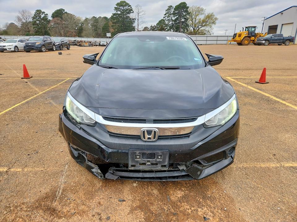 Photo 5 from auction – 2016 HONDA CIVIC with VIN 19XFC2F80GE077866