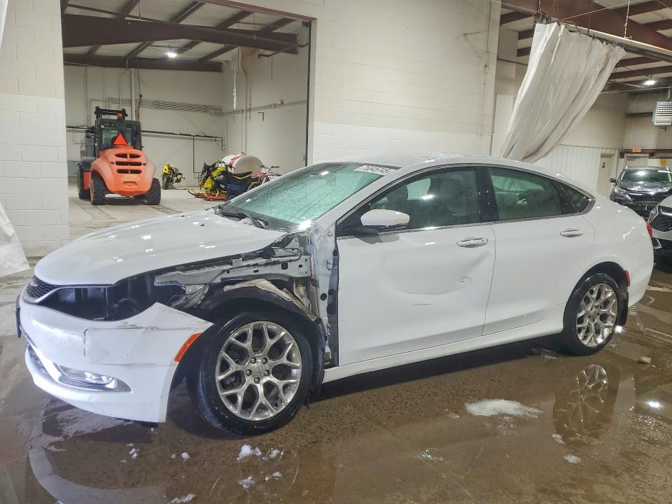 CHRYSLER 200 2015 with VIN 1C3CCCEG3FN567251 - Photo from auction