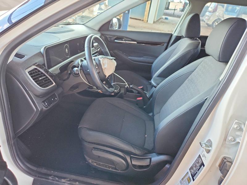 Photo 7 from auction – 2024 KIA SELTOS with VIN KNDEU2AA4R7476088