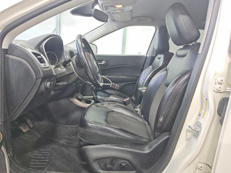 Photo 7 from auction – 2018 JEEP COMPASS with VIN 3C4NJDBB0JT177077