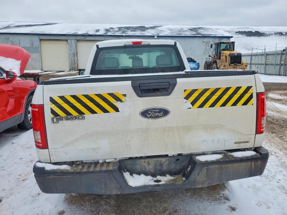 Photo 6 from auction – 2016 FORD F150 with VIN 1FTMF1C81GFD52986