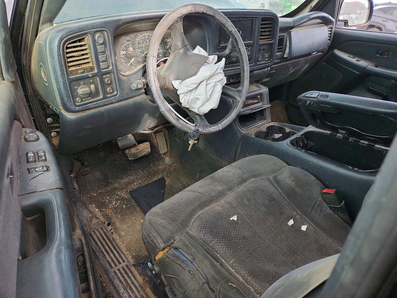 Photo 8 from auction – 2001 CHEVROLET SILVERADO with VIN 2GCEK19T811174505