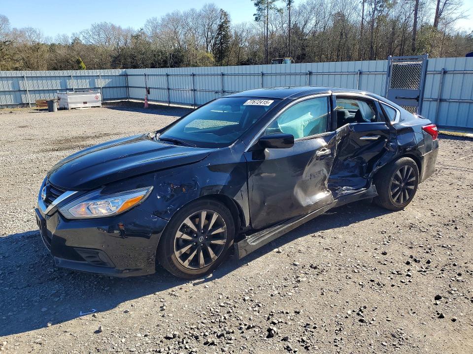 NISSAN ALTIMA 2018 with VIN 1N4AL3APXJC124128 - Photo from auction