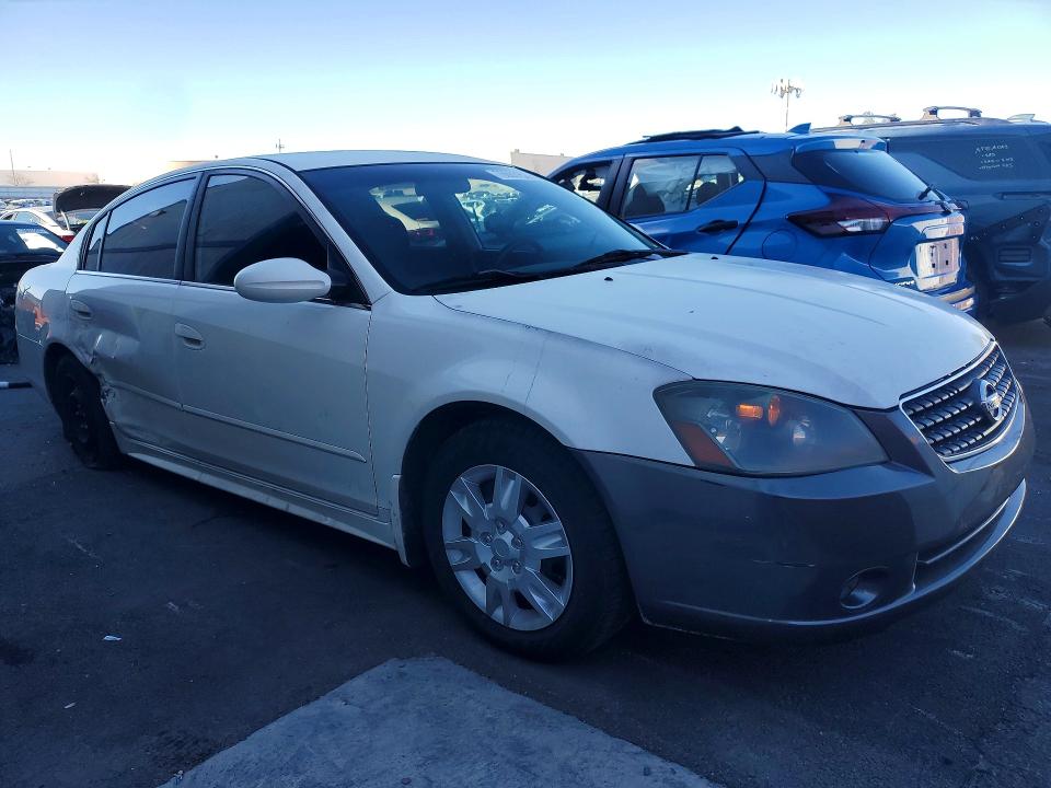 Photo 4 from auction – 2005 NISSAN ALTIMA with VIN 1N4AL11D25C398407