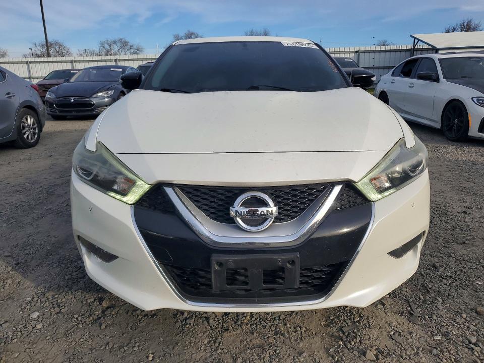 Photo 5 from auction – 2017 NISSAN MAXIMA with VIN 1N4AA6AP3HC393220