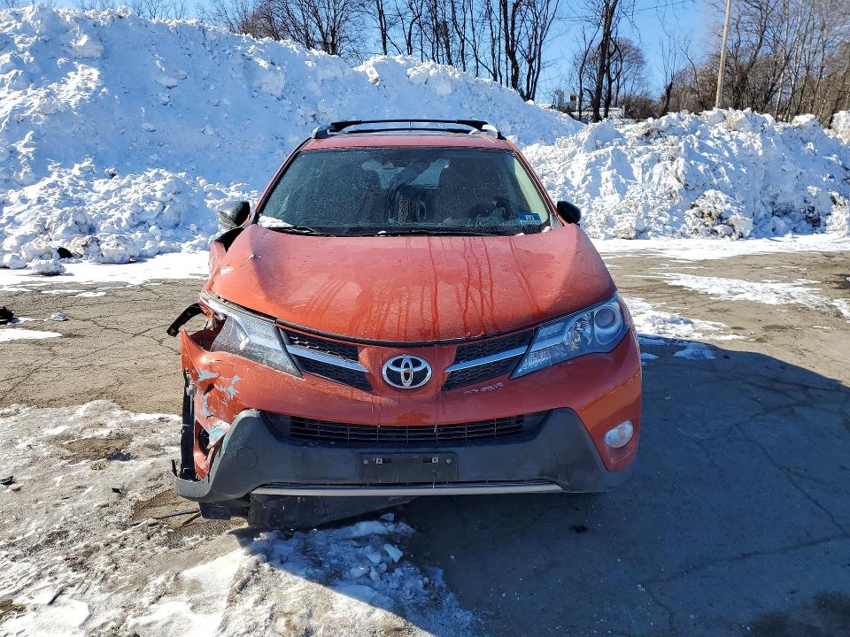 Photo 5 from auction – 2015 TOYOTA RAV4 LIMIT with VIN 2T3DFREVXFW276070