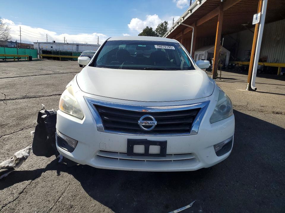 Photo 5 from auction – 2013 NISSAN ALTIMA with VIN 1N4AL3AP6DN479256