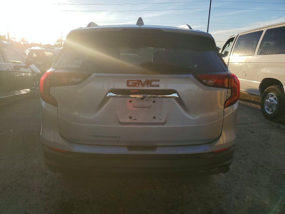 Photo 6 from auction – 2019 GMC TERRAIN with VIN 3GKALMEV2KL156574