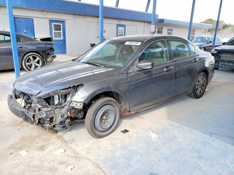 HONDA ACCORD EX 2011 with VIN 1HGCP2F79BA114554 - Photo from auction