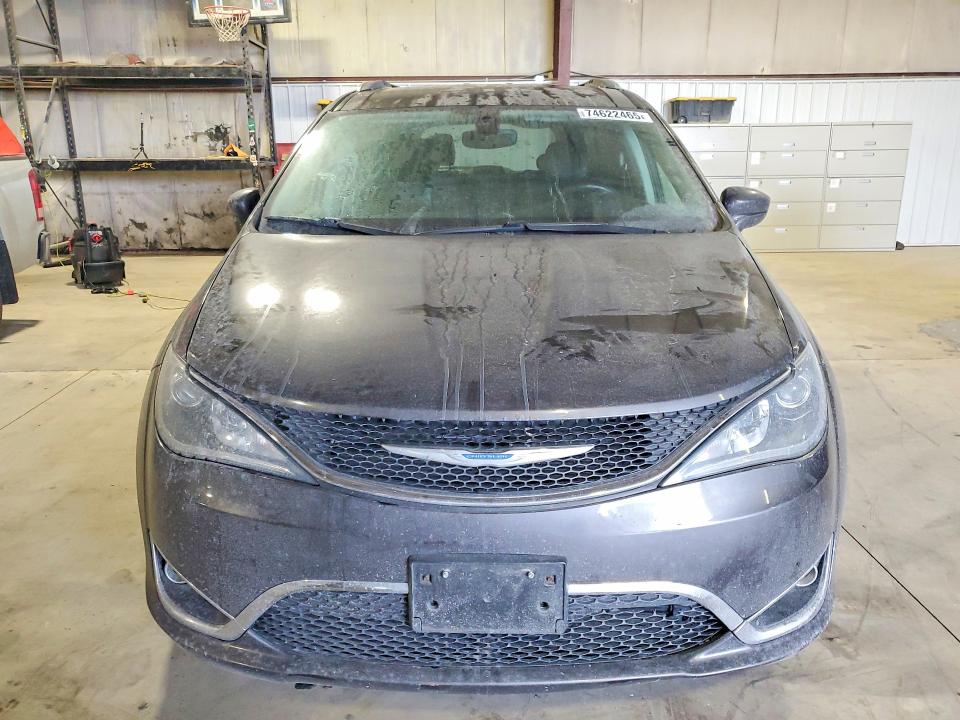 Photo 5 from auction – 2018 CHRYSLER PACIFICA T with VIN 2C4RC1BG4JR257278
