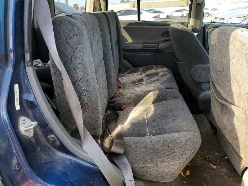 Photo 11 from auction – 2003 CHEVROLET TRACKER ZR with VIN 2CNBJ734036929223