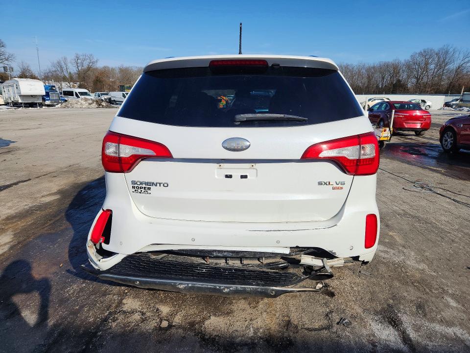 Photo 6 from auction – 2014 KIA SORENTO with VIN 5XYKW4A77EG451082