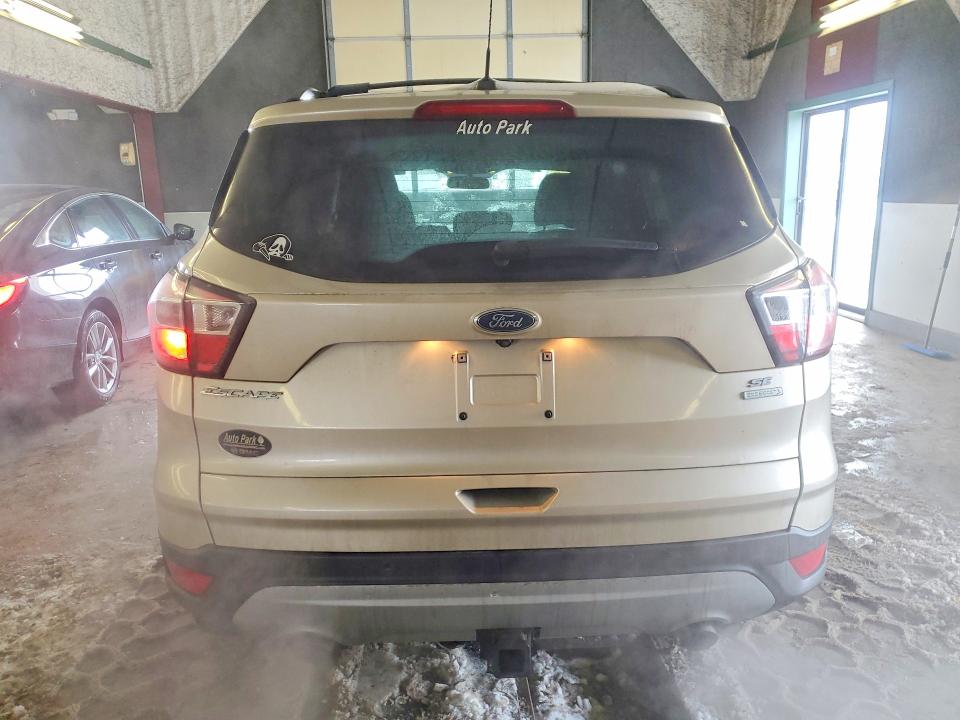 Photo 6 from auction – 2017 FORD ESCAPE SE with VIN 1FMCU0G99HUA56220