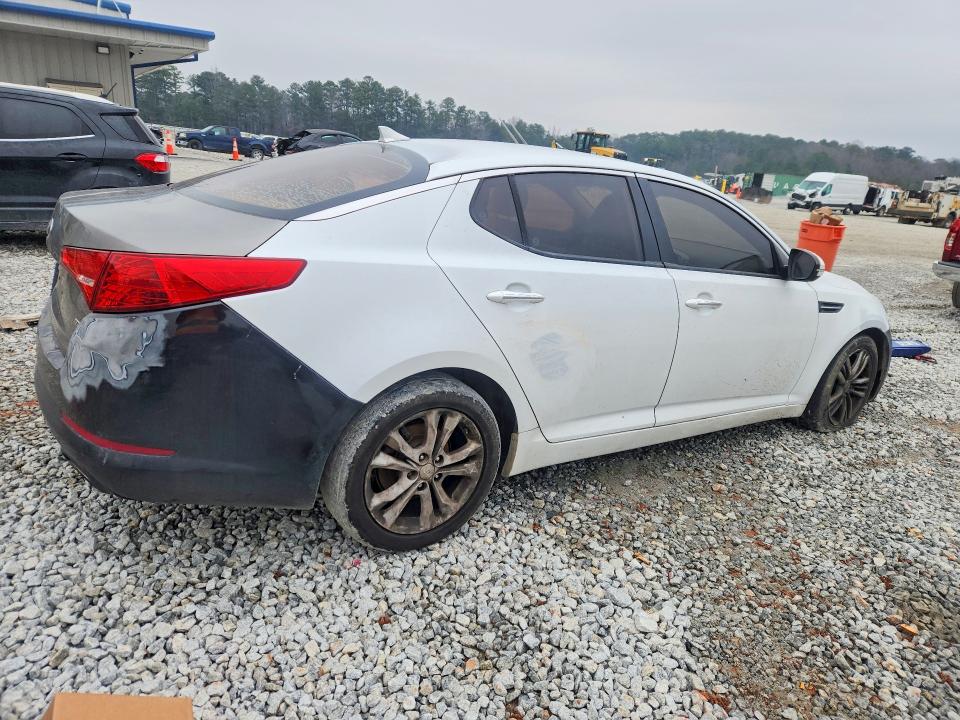 Photo 3 from auction – 2012 KIA OPTIMA LX with VIN 5XXGM4A73CG046754