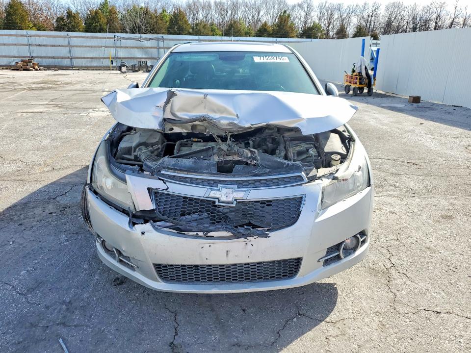 Photo 5 from auction – 2014 CHEVROLET CRUZE with VIN 1G1PG5SB3E7329403
