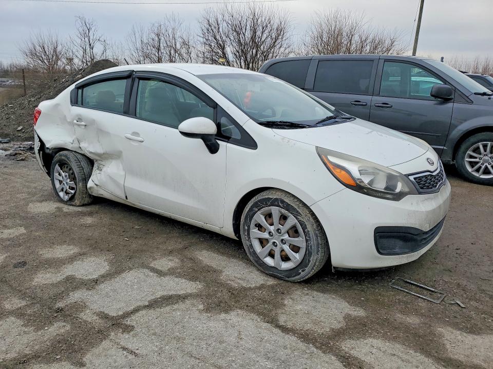 Photo 4 from auction – 2013 KIA RIO with VIN KNADN4A32D6197577