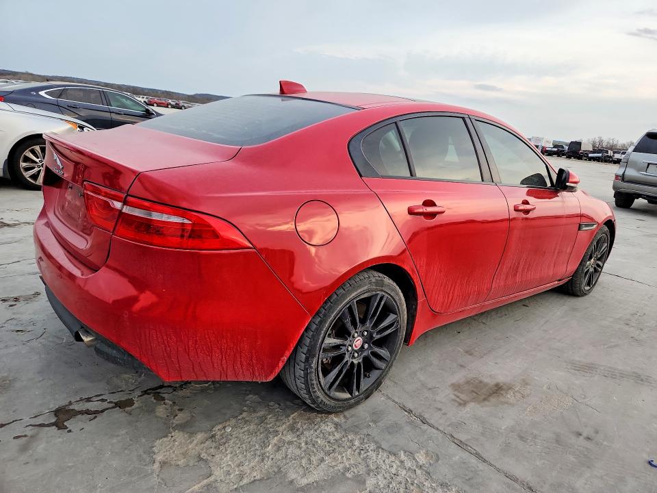 Photo 3 from auction – 2018 JAGUAR XE with VIN SAJAE4FX6JCP34869