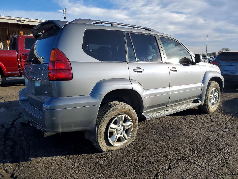 Photo 3 from auction – 2006 LEXUS GX 470 with VIN JTJBT20X960111192