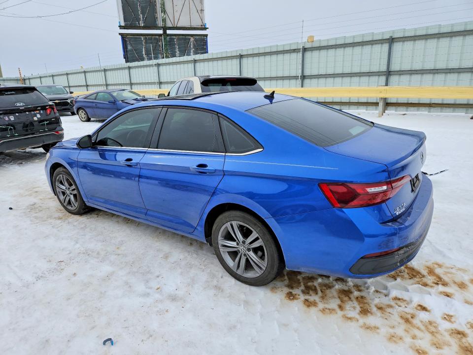 Photo 2 from auction – 2023 VOLKSWAGEN JETTA with VIN 3VW7M7BU5PM024052