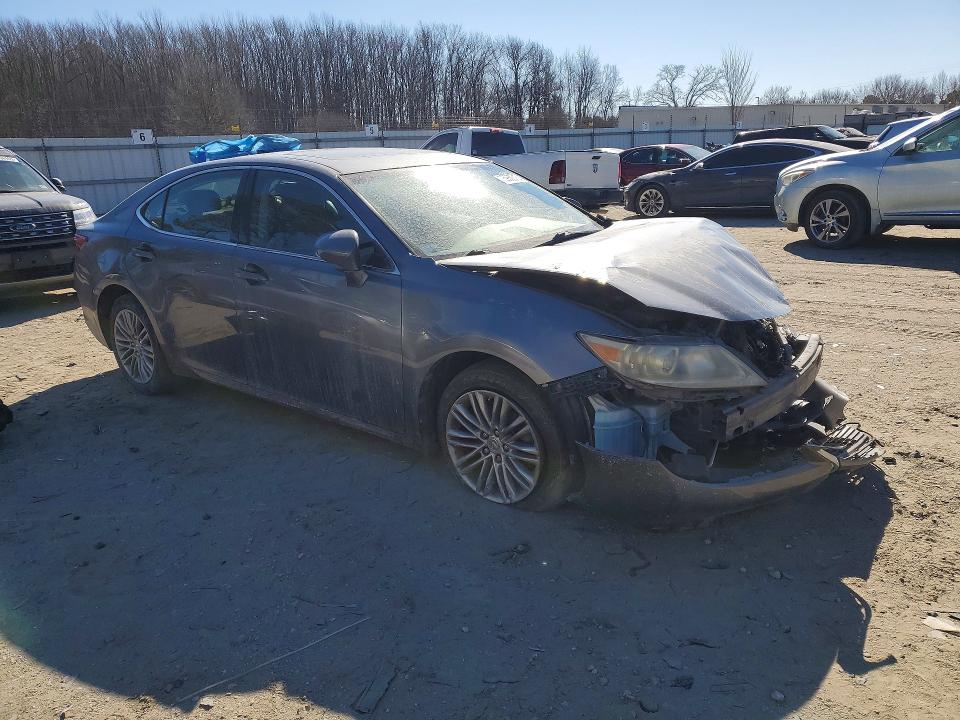 Photo 4 from auction – 2013 LEXUS ES 350 with VIN JTHBK1GG0D2035822