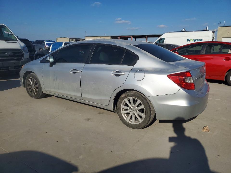 Photo 2 from auction – 2012 HONDA CIVIC LX with VIN 2HGFB2F59CH313830