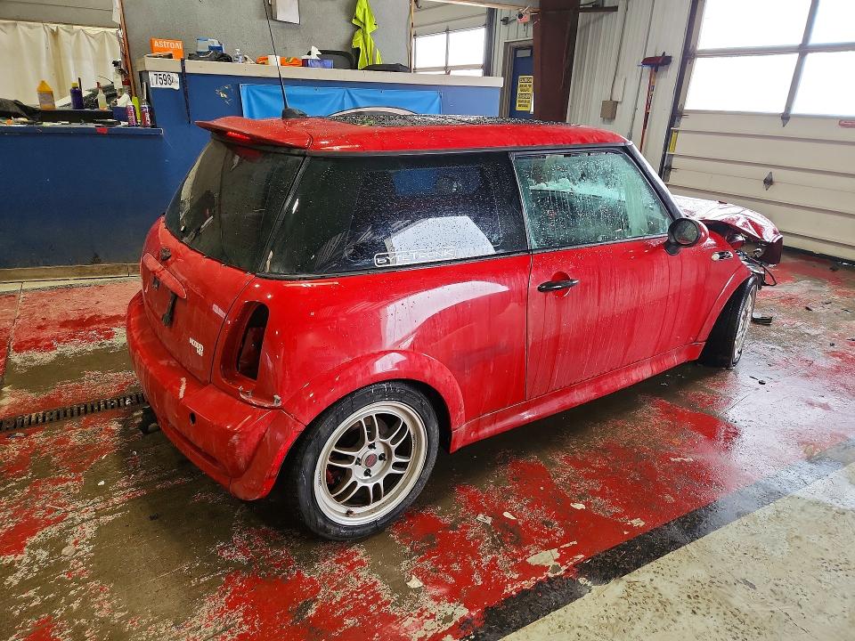 Photo 3 from auction – 2006 MINI COOPER S with VIN WMWRE33546TL20041