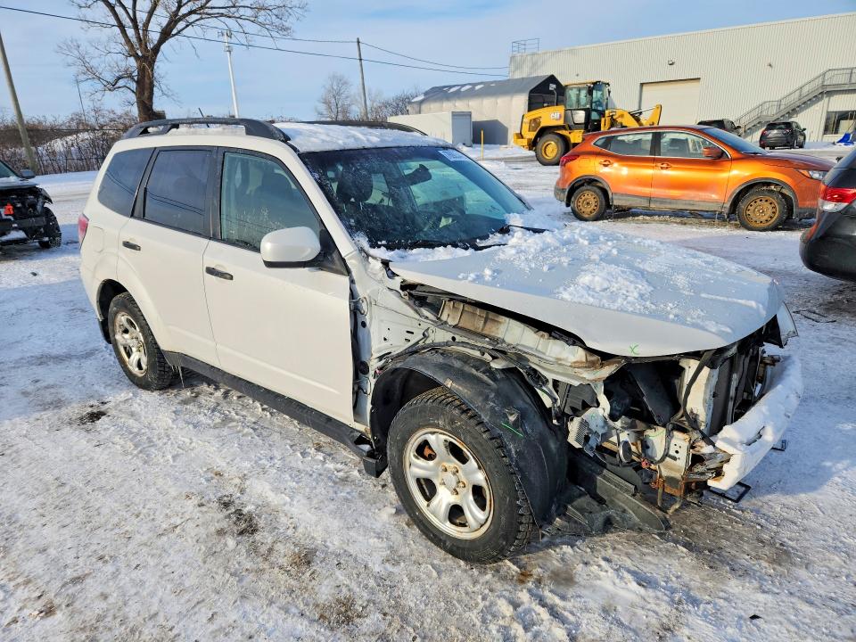 Photo 4 from auction – 2013 SUBARU FORESTER with VIN JF2SHEBC9DH417356